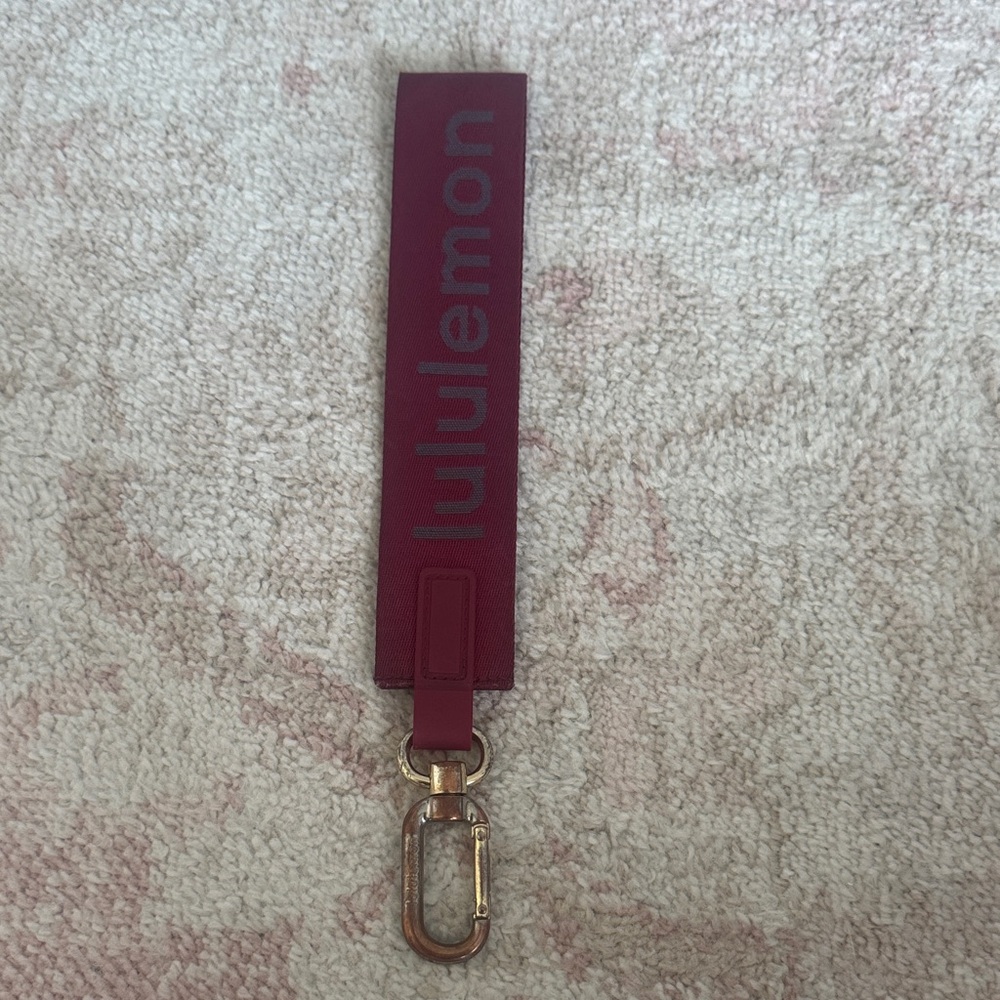 lululemon athletica Pink and Blue Never Lost Key Holder